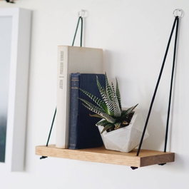 Hanah Home Estantería de Pared de Madera de Abeto en Nogal con Detalles de Cuerda